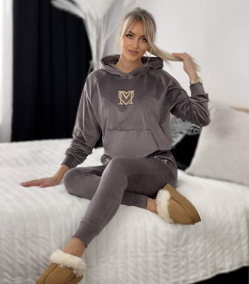 Komplet welurowy bluza + Spodnie Mocca PATI