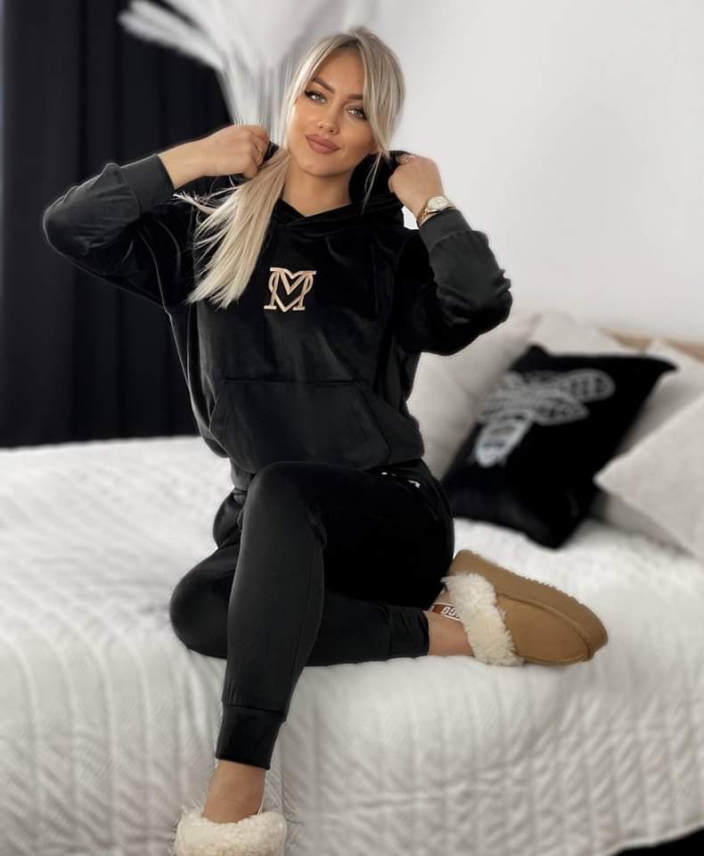 Komplet welurowy Bluza + Spodnie Czarny PATI