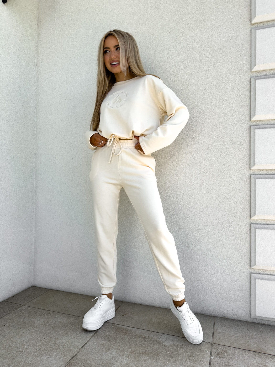 Komplet Bluza + Spodnie LOUIS Kokosowy