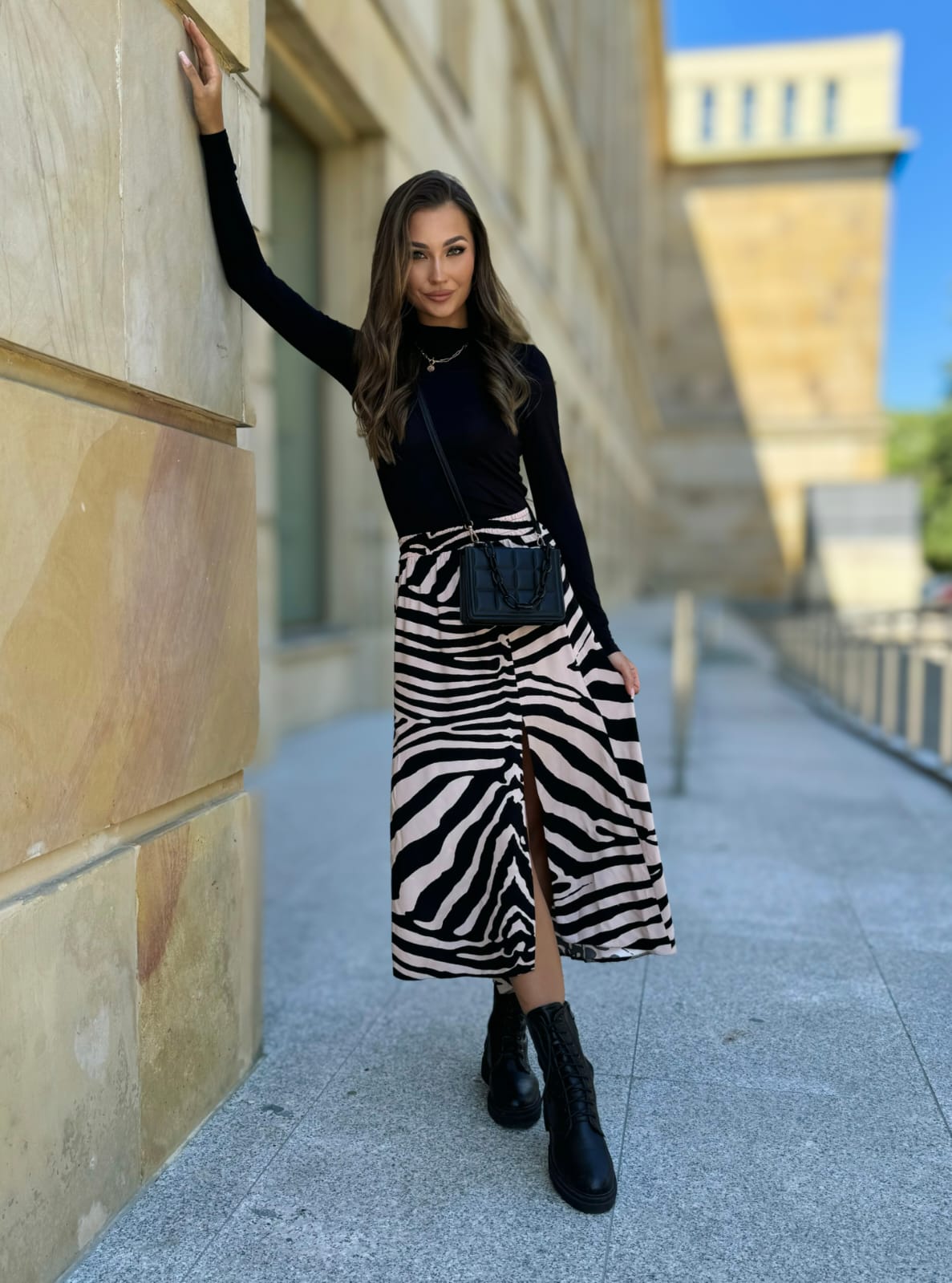 Spódnica midi dwa rozcięcia print Zebra Mocca Amelia